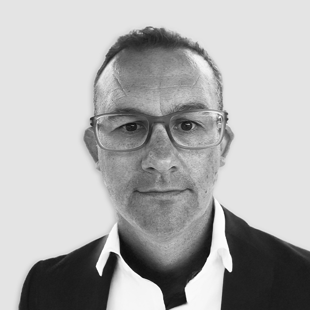 02767-mark-steel-profile