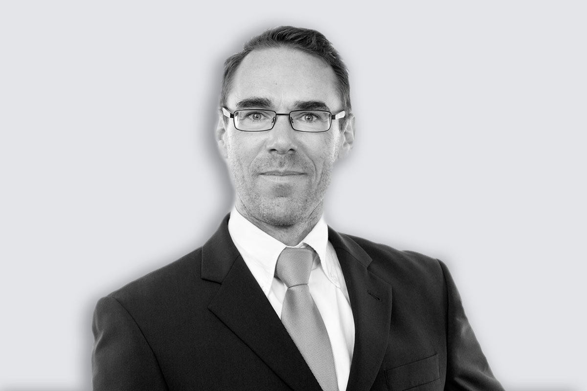 Head and shoulders image of Thomas Hendrikx