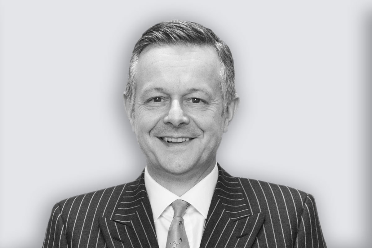 Head and shoulders image of Guy Tomlinson