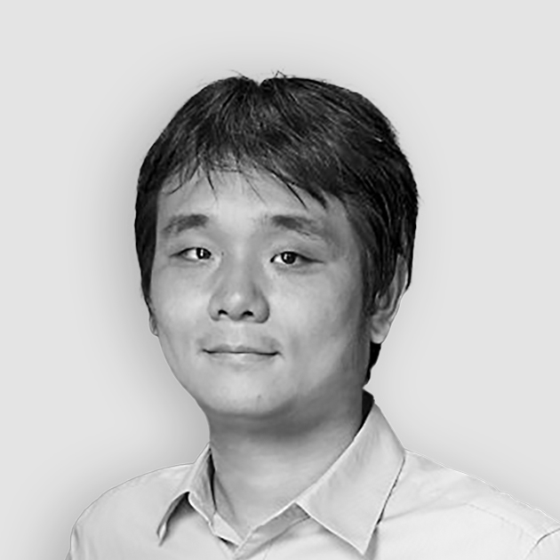 Head and shoulders shot of Eric Jin